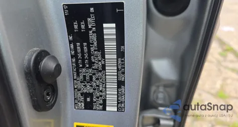 2018 Toyota Highlander Le from USA, damaged, VIN 5TDBZRFH4JS499433